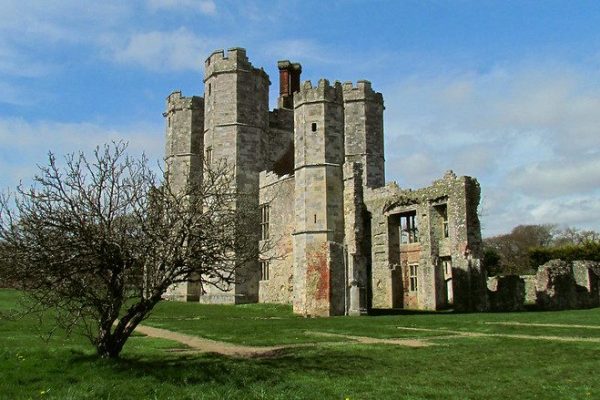 titchfield abbey courtesy of Ozzy Delaney on Flickr